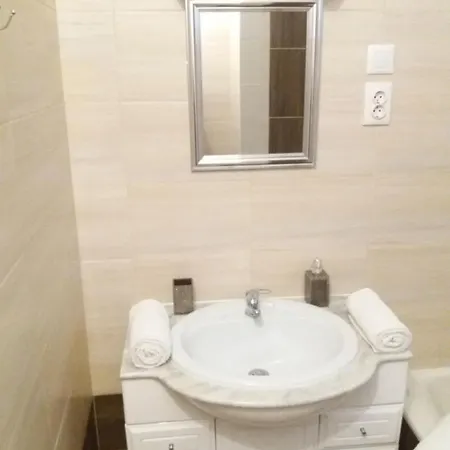 Tuecsoek Apartman * Heviz
